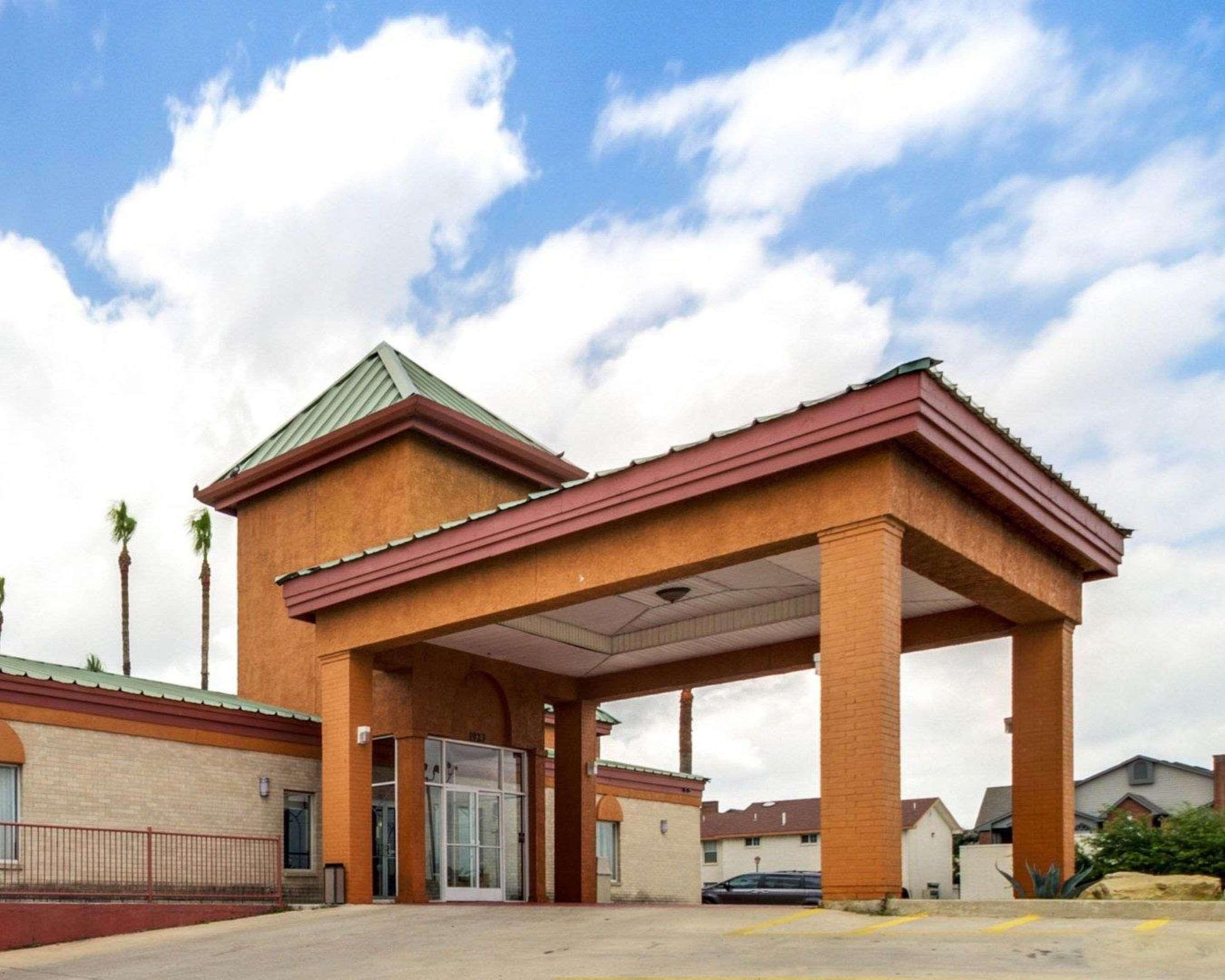 Econo Lodge Inn & Suites Eagle Pass Dış mekan fotoğraf