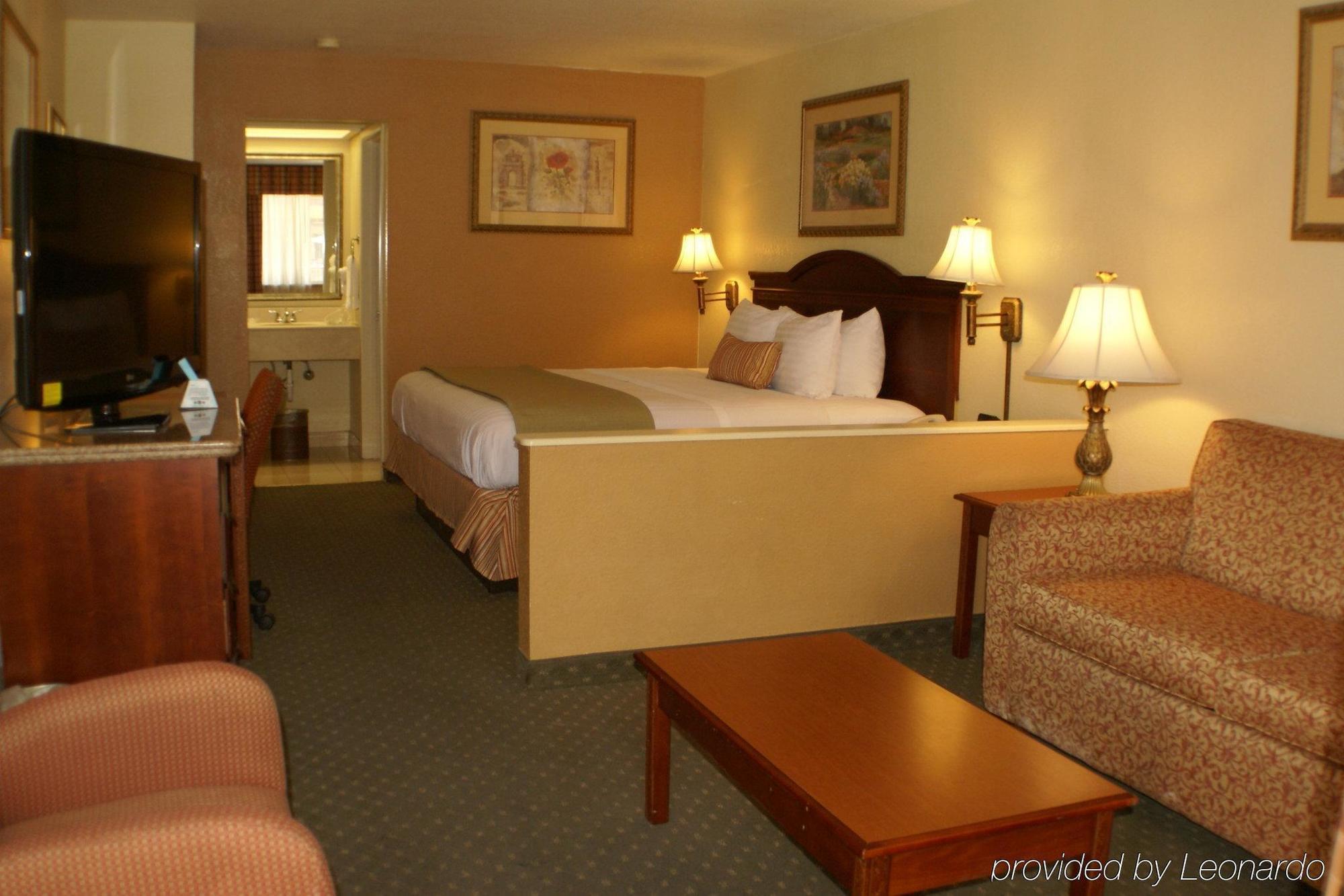 Econo Lodge Inn & Suites Eagle Pass Dış mekan fotoğraf