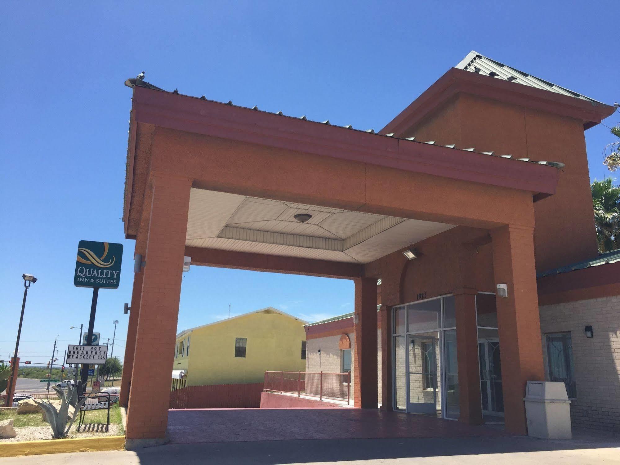 Econo Lodge Inn & Suites Eagle Pass Dış mekan fotoğraf